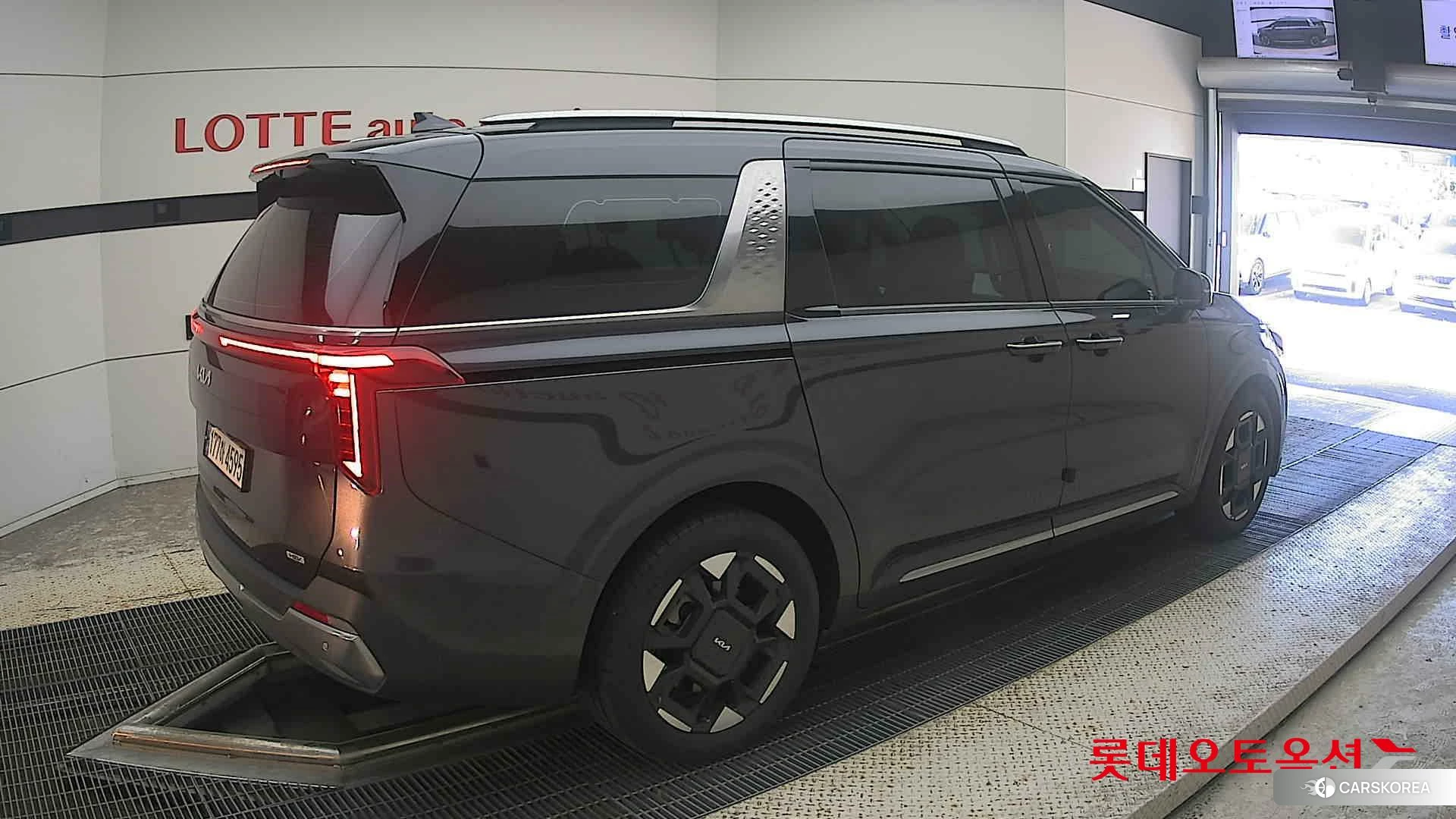 Kia Carnival Hybrid id 4990053 из Кореи 10