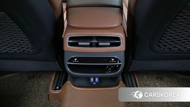 Genesis GV70 id 4992399 из Кореи 10