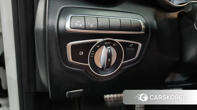Mercedes-Benz C-Class W205 id 4626379 из Кореи 10