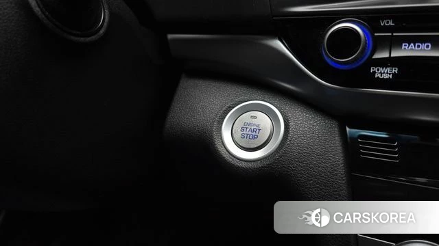 Hyundai The New Avante AD id 5048198 из Кореи 10