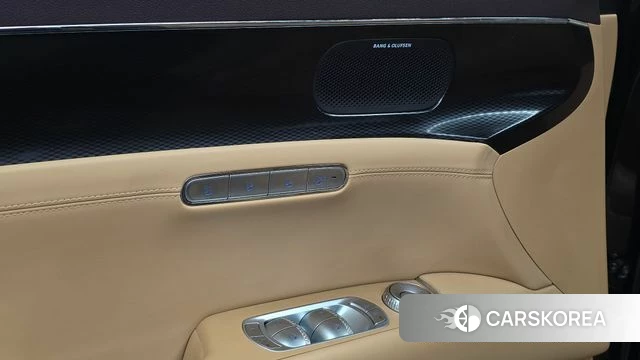 Genesis G90 (RS4) id 5039359 из Кореи 10