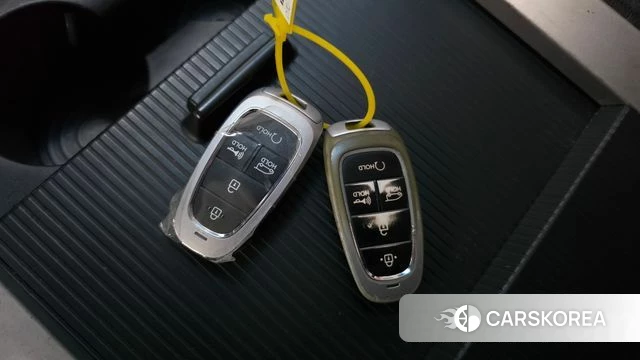 Hyundai Staria id 4835700 из Кореи 10