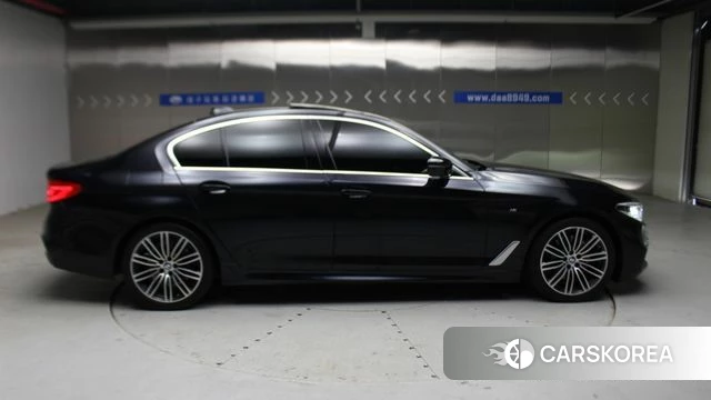 BMW 5 Series (G30) id 5041723 из Кореи 10