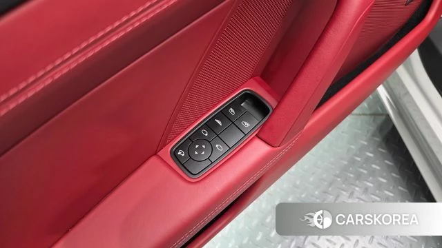 Porsche 911(992) id 5016628 из Кореи 10