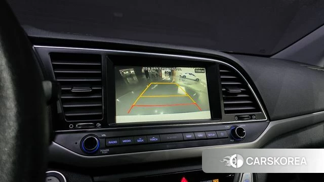 Hyundai Avante AD id 3845701 из Кореи 10
