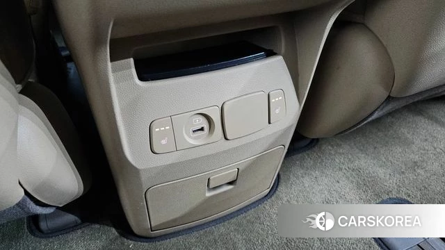Kia The New Carnival id 5029406 из Кореи 10