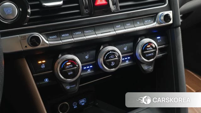 Genesis G70 id 4936929 из Кореи 10