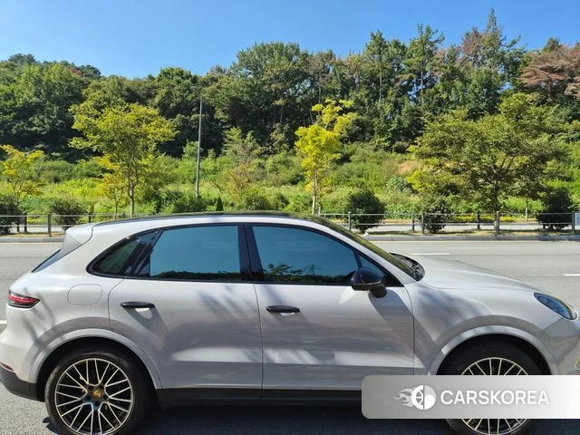 Porsche Cayenne (PO536) id 4906901 из Кореи 10
