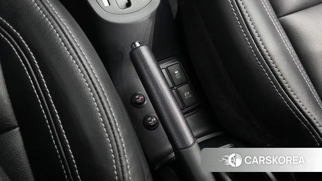 Toyota Prius C id 4873307 из Кореи 10