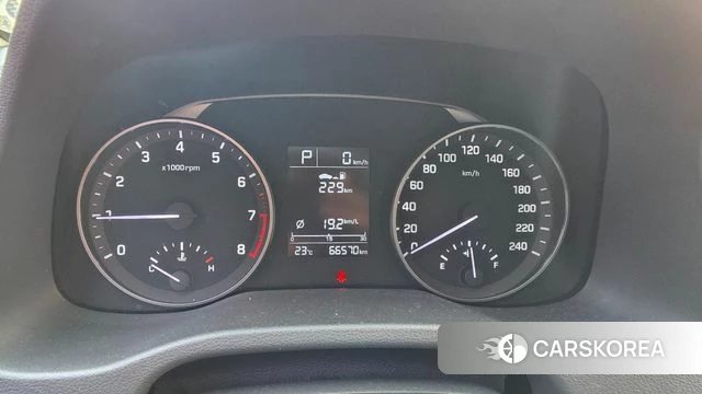 Hyundai Avante AD id 5000820 из Кореи 10