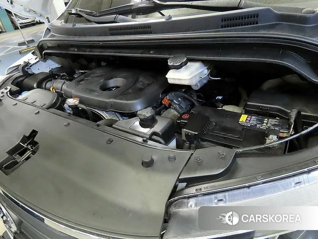 Hyundai The New Grand Starex id 4969588 из Кореи 10