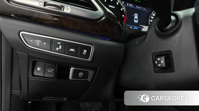Genesis G90 id 4936924 из Кореи 10