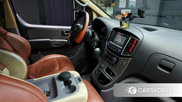 Hyundai The New Grand Starex id 5028702 из Кореи 10