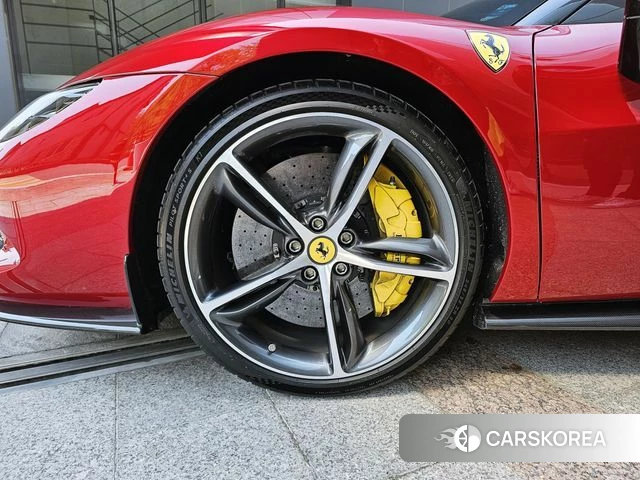 Ferrari 296 GTS id 4880093 из Кореи 10