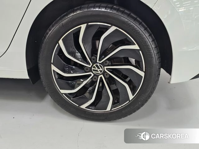 Volkswagen Golf 8th Generation id 4779467 из Кореи 10