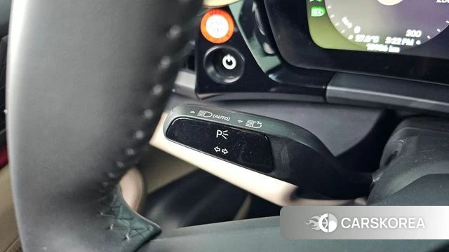 Porsche Makan EV id 4879580 из Кореи 10