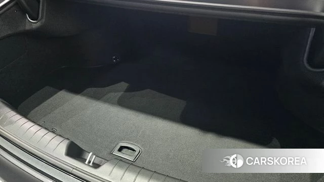 Hyundai Grandeur (GN7) id 4980641 из Кореи 10