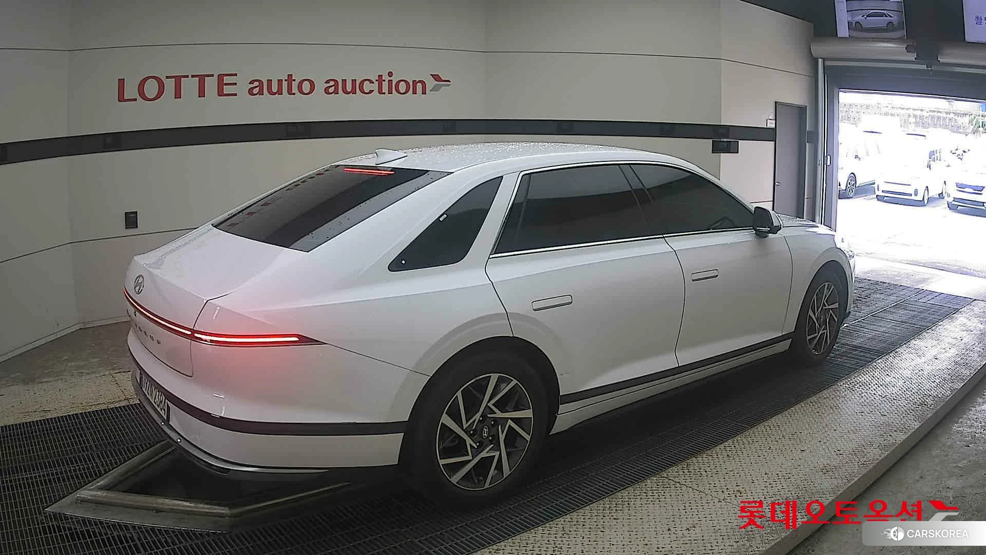 Hyundai Grandeur Hybrid id 4984688 из Кореи 10