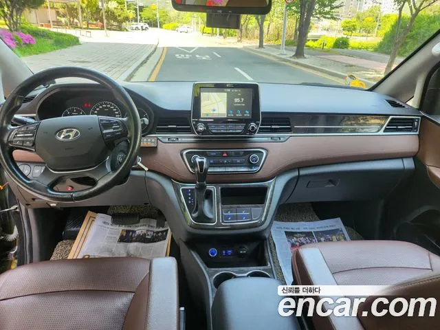 Hyundai The New Grand Starex id 2683787 из Кореи 10