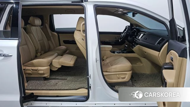 Kia The New Carnival id 5018972 из Кореи 10