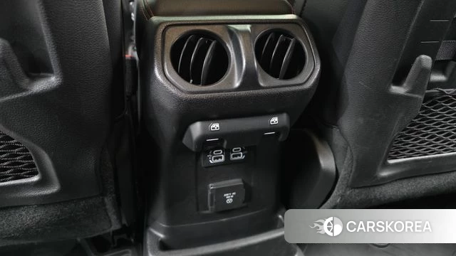 Jeep Wrangler (JL) id 4992924 из Кореи 10