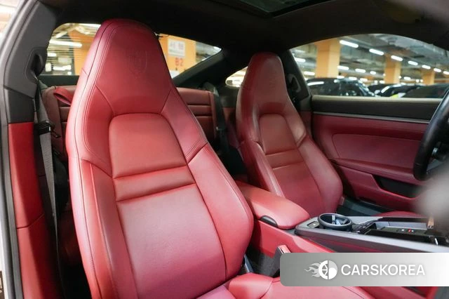Porsche 911(992) id 5047594 из Кореи 10