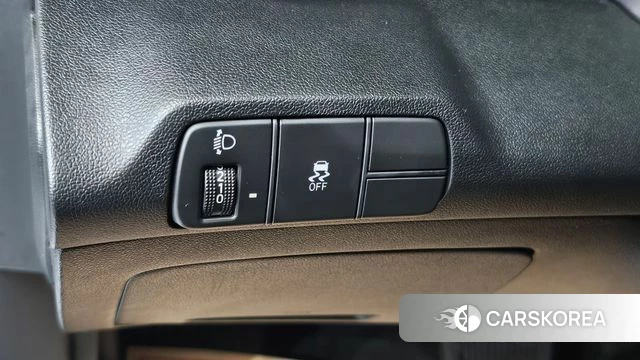 Hyundai The New Avante (CN7) id 4980777 из Кореи 10
