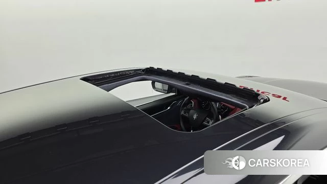 Maserati Ghibli id 5012850 из Кореи 10