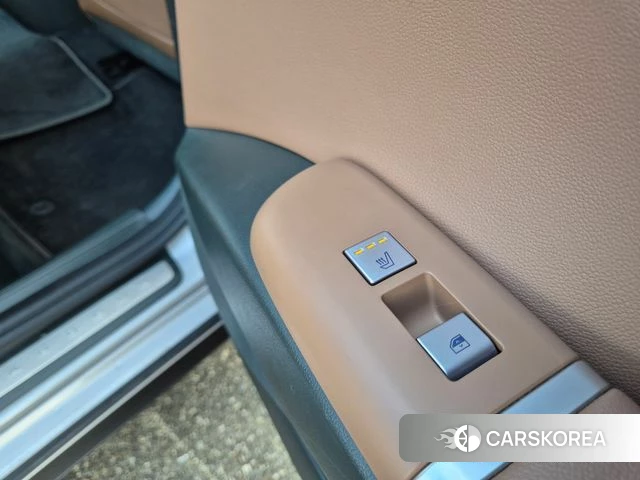 Hyundai Grandeur Hybrid (GN7) id 5016673 из Кореи 10