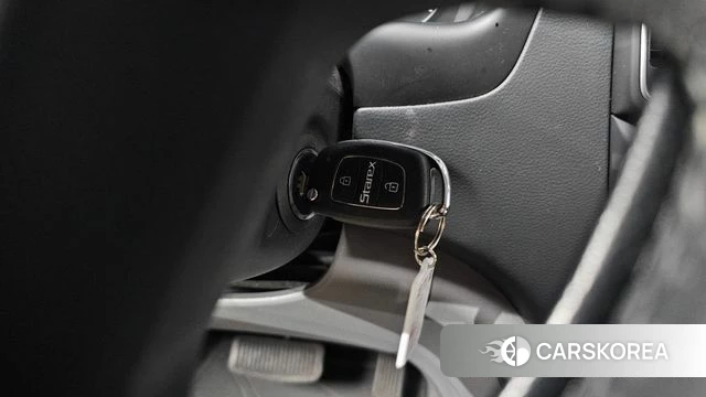 Hyundai The New Grand Starex id 4731990 из Кореи 10