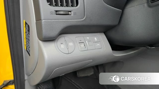Hyundai The New Grand Starex id 4713359 из Кореи 10