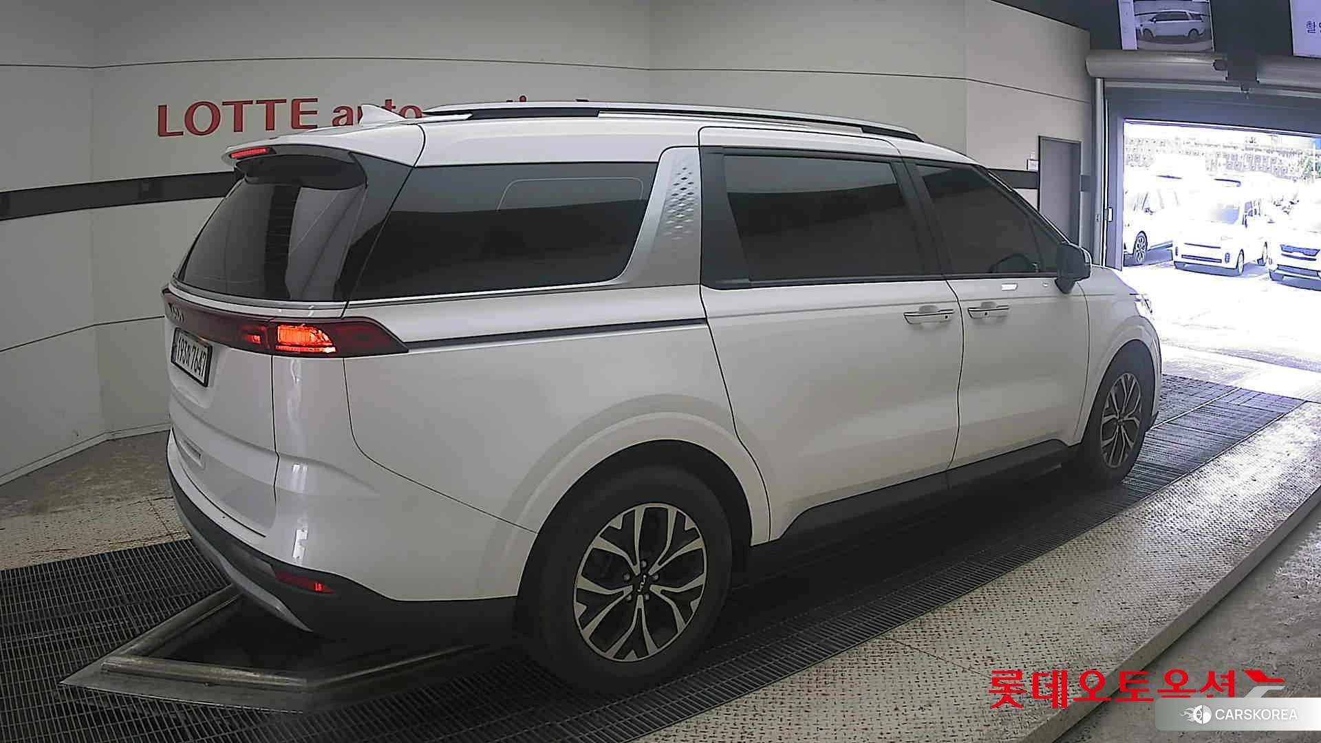 Kia Carnival id 4984707 из Кореи 10