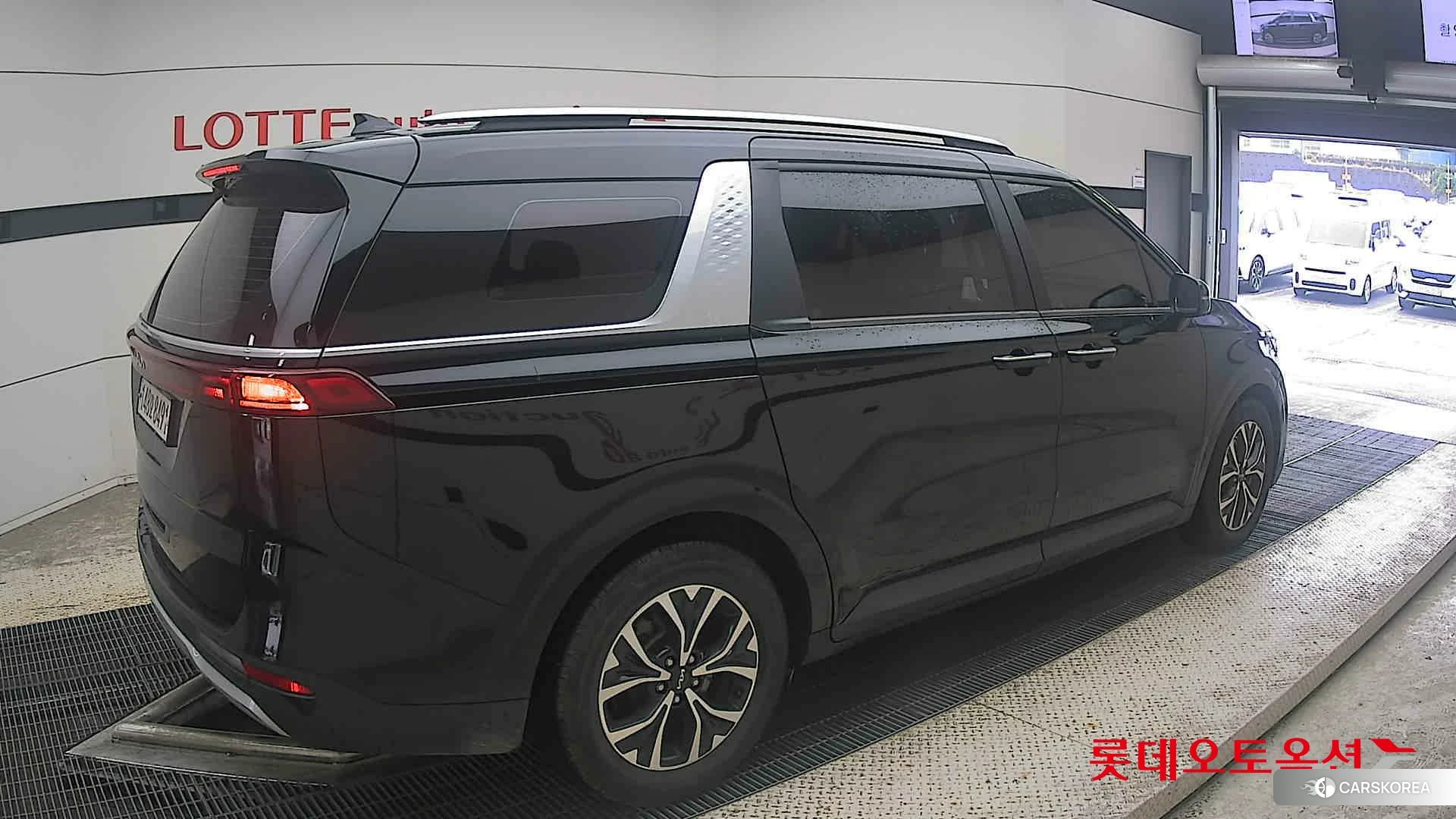 Kia Carnival id 4984636 из Кореи 10