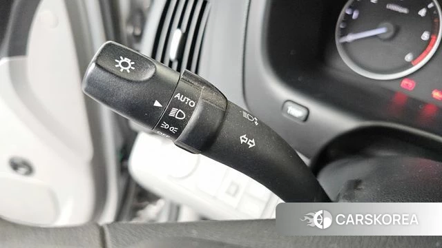 Hyundai The New Grand Starex id 4998860 из Кореи 10