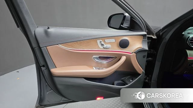 Mercedes-Benz E-Class W213 id 4997182 из Кореи 10