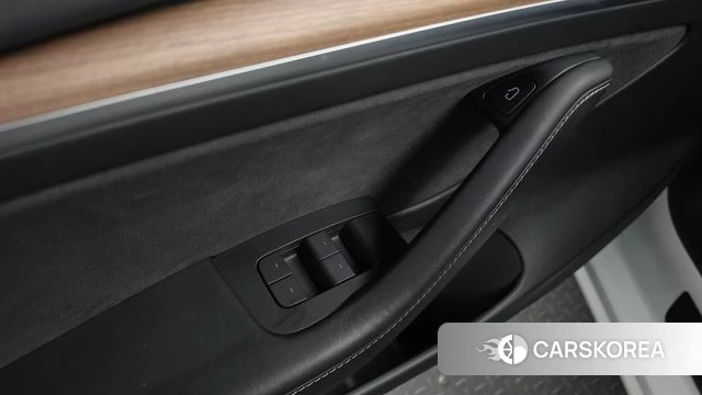 Tesla Model 3 id 5040468 из Кореи 10