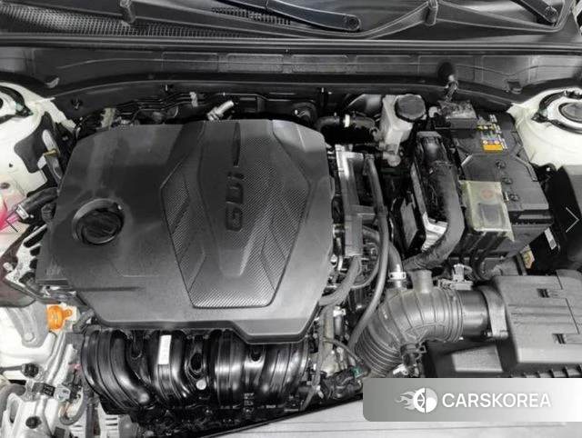 Hyundai Grandeur (GN7) id 5000606 из Кореи 10