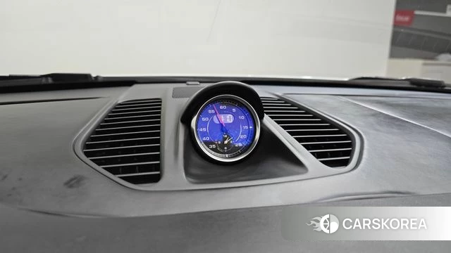Porsche 911 id 4983180 из Кореи 10