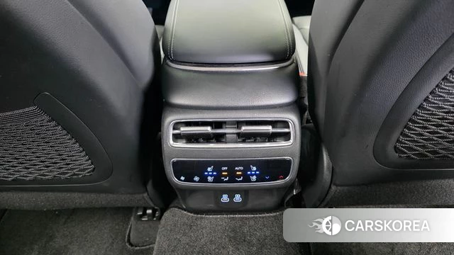 Genesis GV70 id 4995452 из Кореи 10