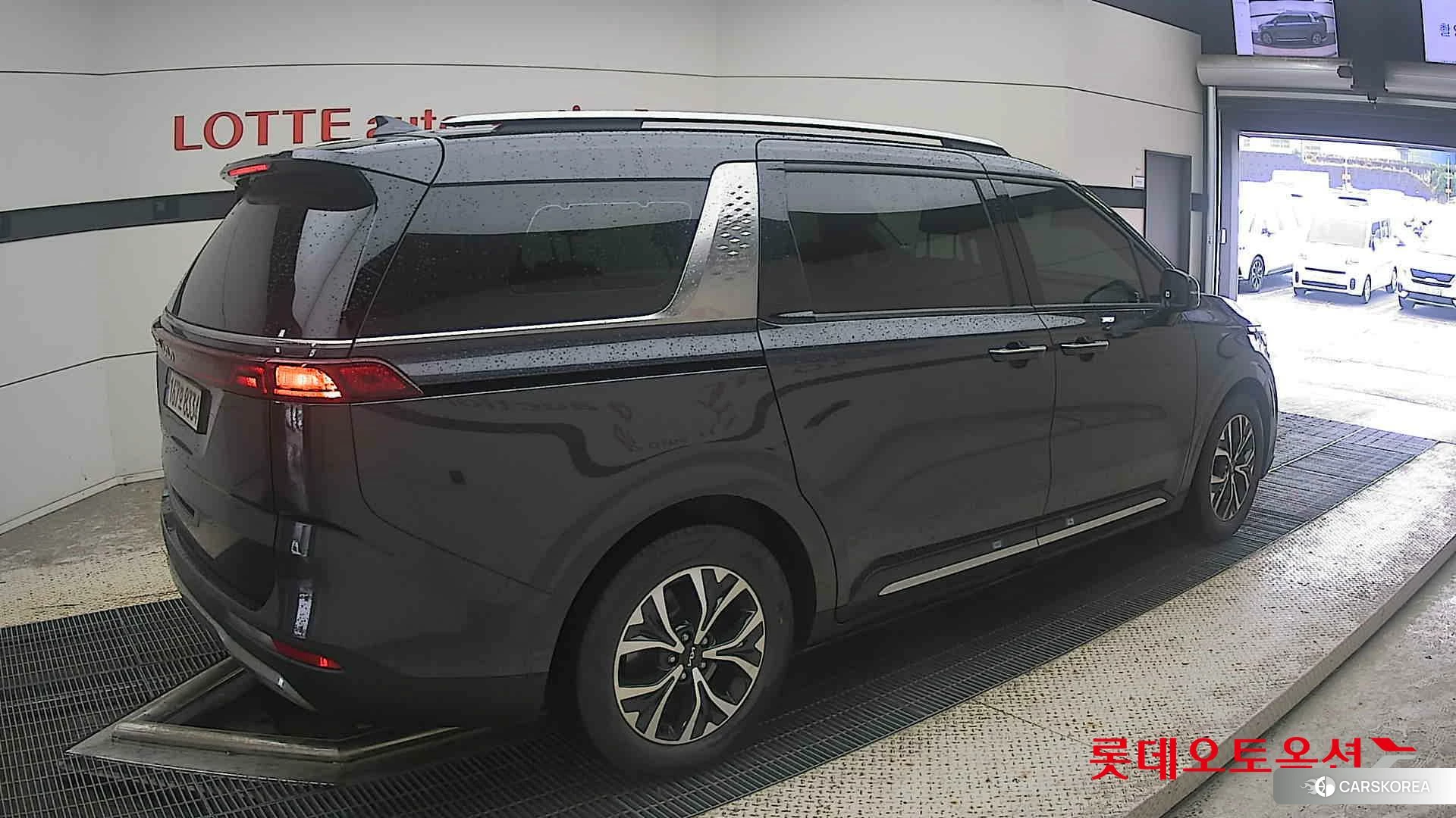 Kia Carnival id 4984648 из Кореи 10