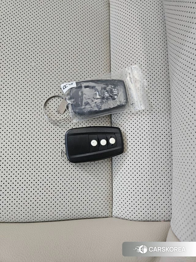 Toyota Camry (XV70) id 5023120 из Кореи 10