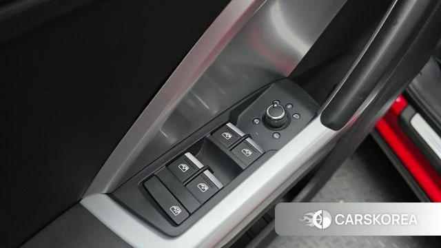 Audi Q3 (F3) id 4754708 из Кореи 10