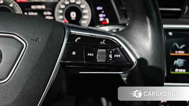 Audi A7 (4K) id 4894640 из Кореи 10