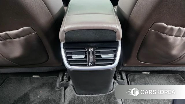 Hyundai The New Grandeur IG Hybrid id 4942389 из Кореи 10