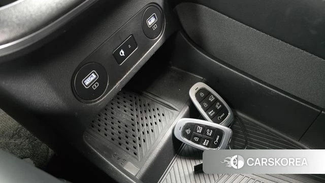 Hyundai Ionic 5 id 5028076 из Кореи 10