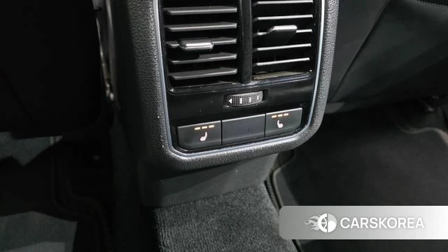 Volkswagen The New Passat id 5048517 из Кореи 10