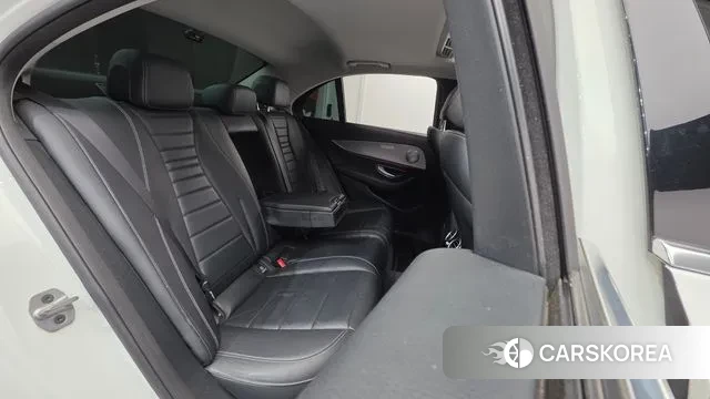 Mercedes-Benz E-Class W213 id 3578419 из Кореи 10