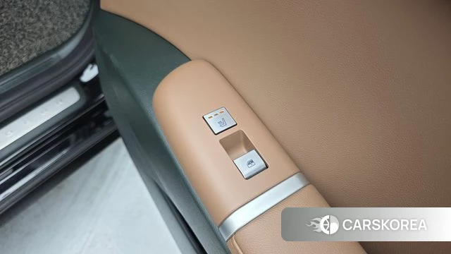 Hyundai Grandeur (GN7) id 4957697 из Кореи 10