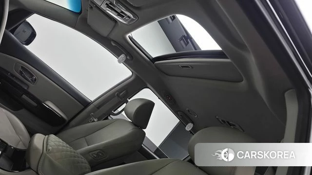 Kia The New Carnival id 4998630 из Кореи 10