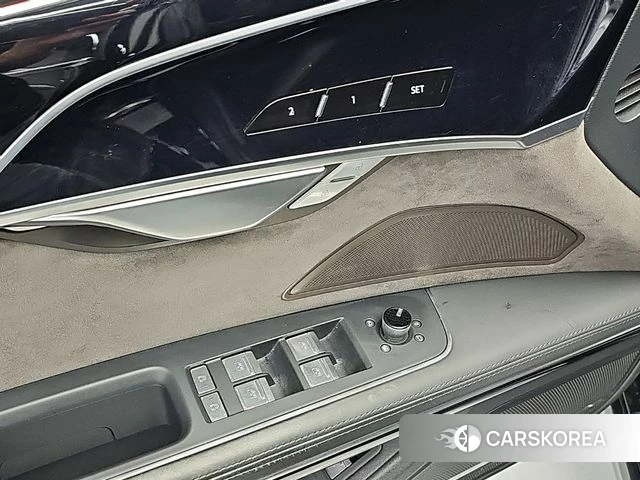 Audi A8 (D5) id 4894418 из Кореи 10